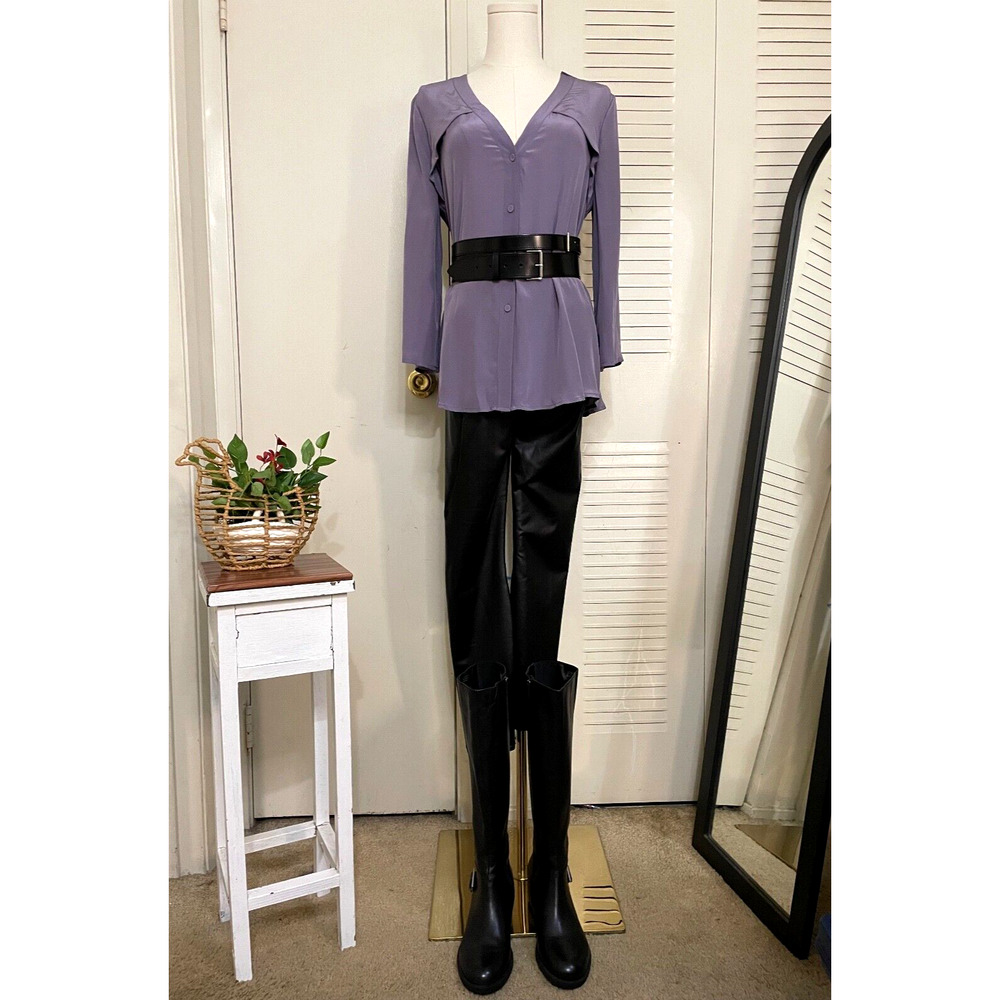 New BCBG Maxazria Frosted Plum Tab Sleeve Silk Blouse Size XS Shirt ONLY